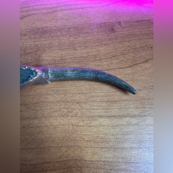 Stunning Artesian Massive Crystal & Labradorite Copper Pendant with genuine horn - Picture 6 of 8